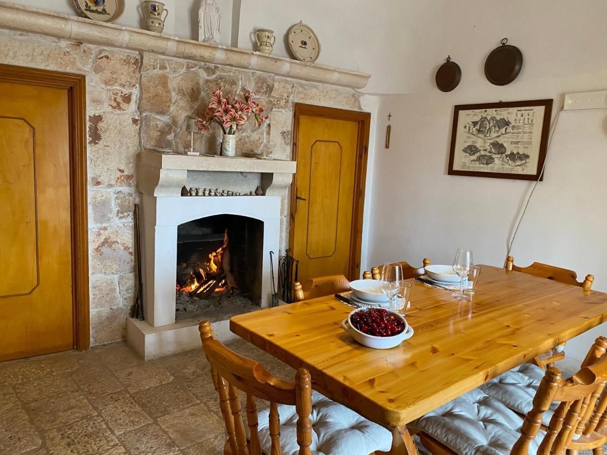 Trullo Foodie Villa Cisternino Exterior photo